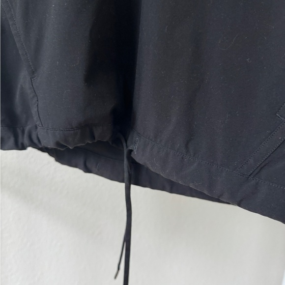 Lululemom Women's Black Mesh Sleeve Hoodie - Picture 2 of 5